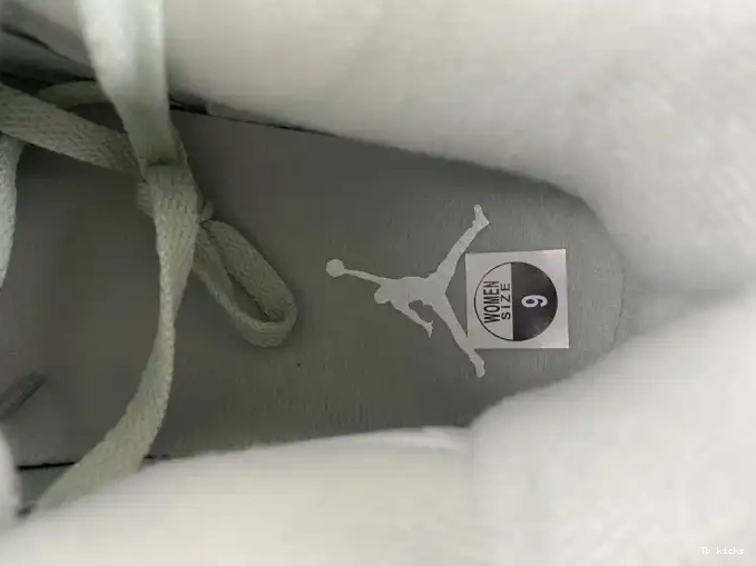 Rep TBK Jordan (W) HV0823-003 4 Air Seafoam 0426